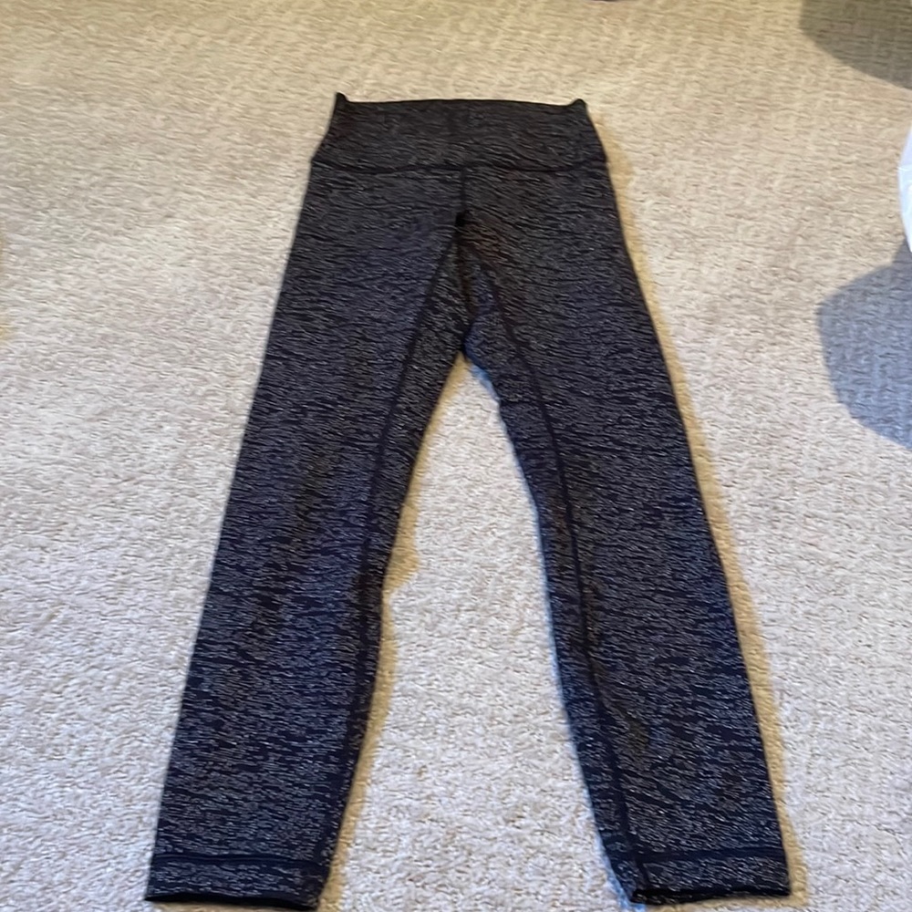 Lululemon leggings in great condition